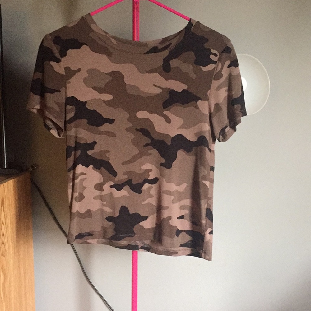 Aéropostal t shirt